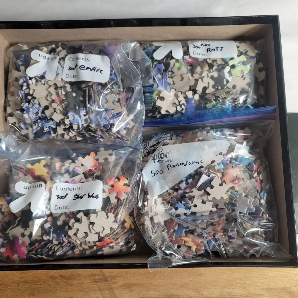 Buffalo Games Star Wars 4 Jigsaw Puzzles 300 & 500 Piece Multicolor Set Box‎